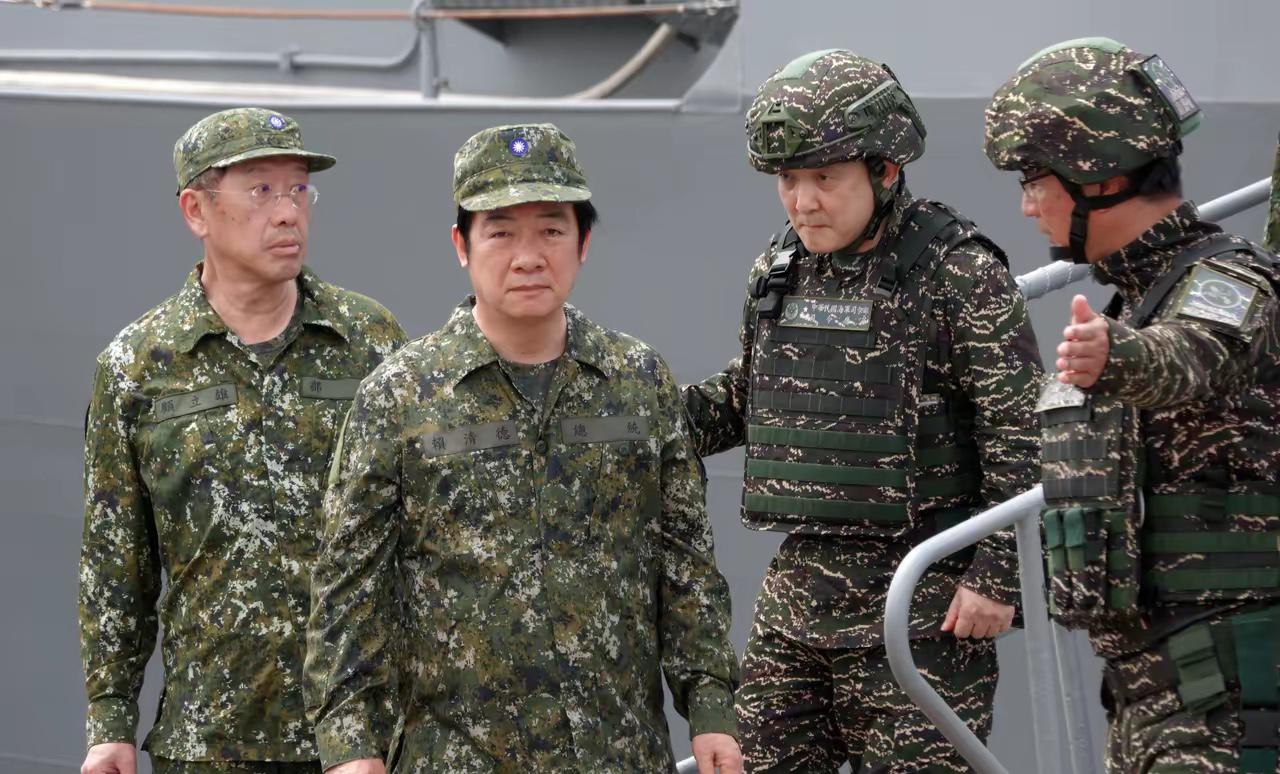 民进党当局恢复台军在上世纪六零年代的“反共爱国教育”，说是要安排陆委会及“国安会