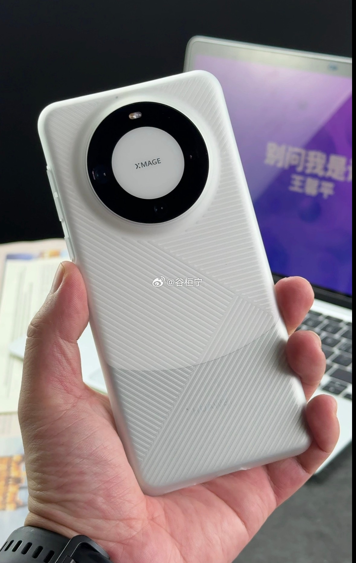 华为mate60系列推送鸿蒙5.1了，你们收到了？ ​​​