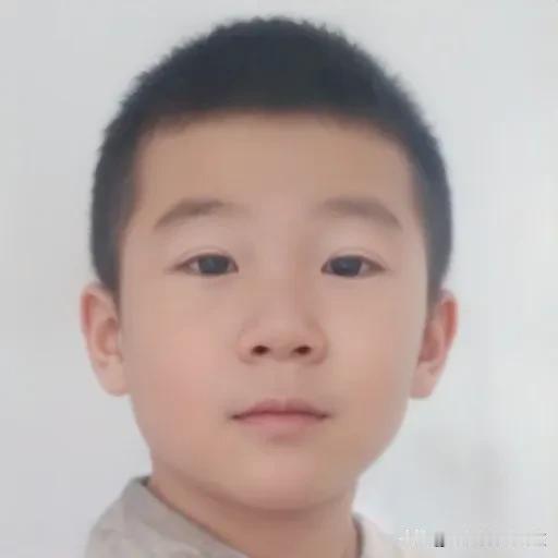小时候的样子总是充满了纯真与乐趣。像蒋堂小站里描述的那样，童年的生活简单又自在。