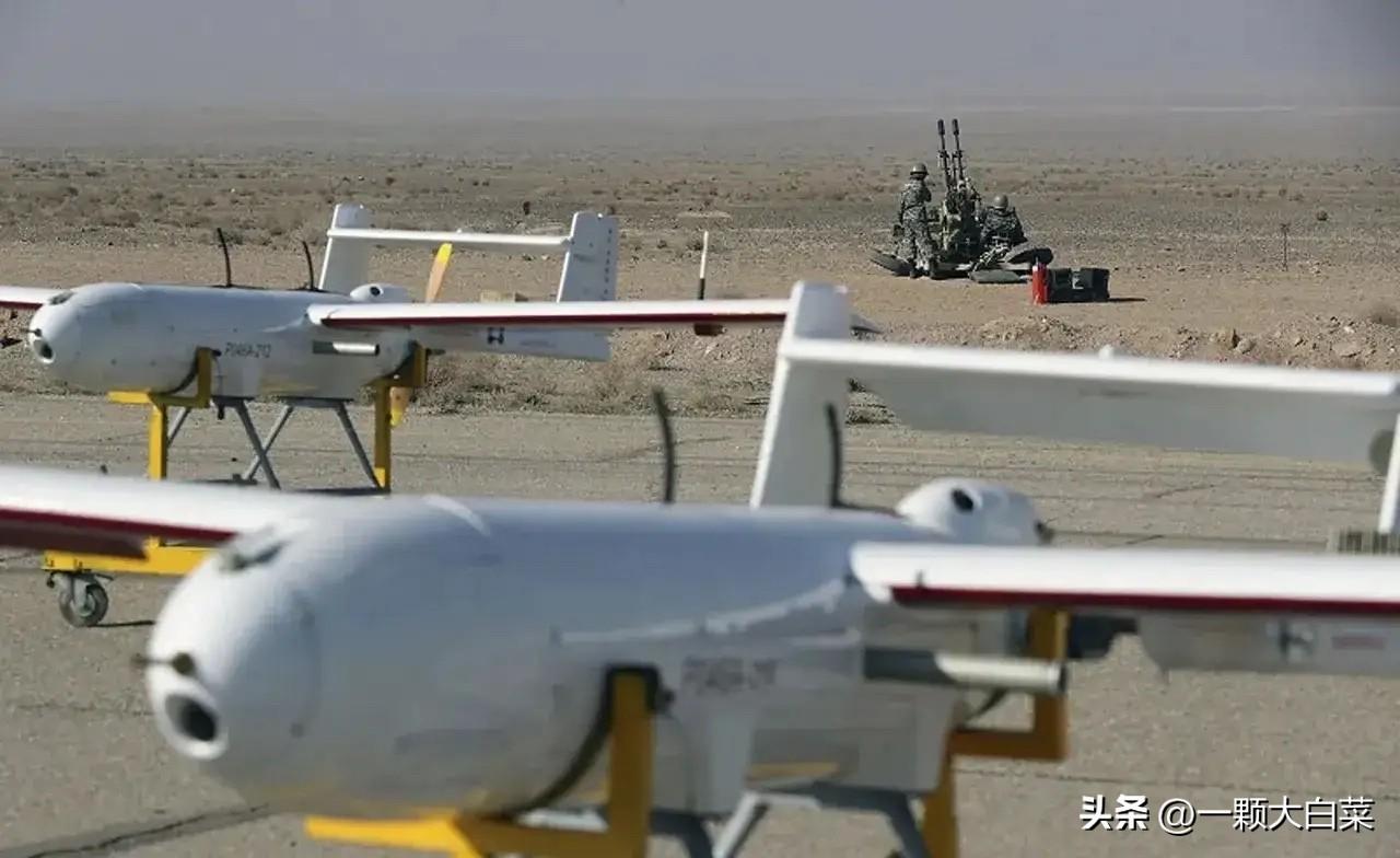 美军的伤亡情况，伊朗这边终于说了实话。伊斯兰革命卫队的发言人说，反击最初两天共有