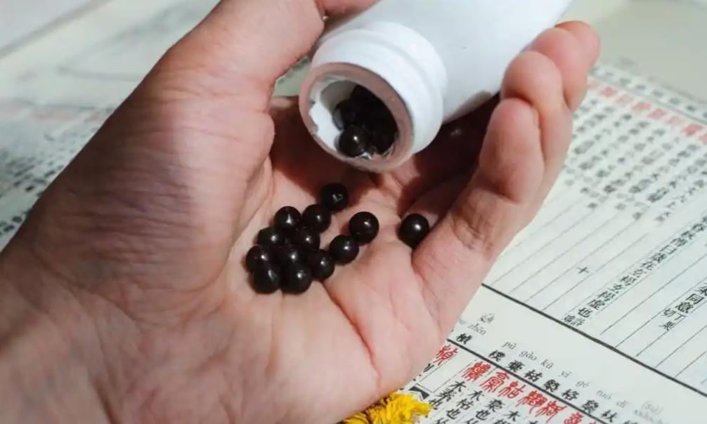 52岁广东男子长期吃复方丹参滴丸，4年后复查，身体情况有啥变化
在广东，中老年人