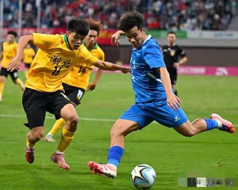 全运足球最重磅的决赛U22年龄段的

广东队对（湖北队）

两队120分种战平，