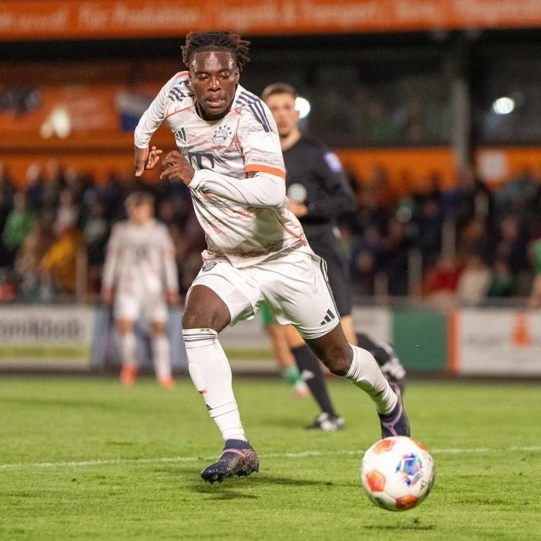 吉布森·南·阿杜（Gibson Nan Adu）因纪律问题受到严厉警告。这位拜仁