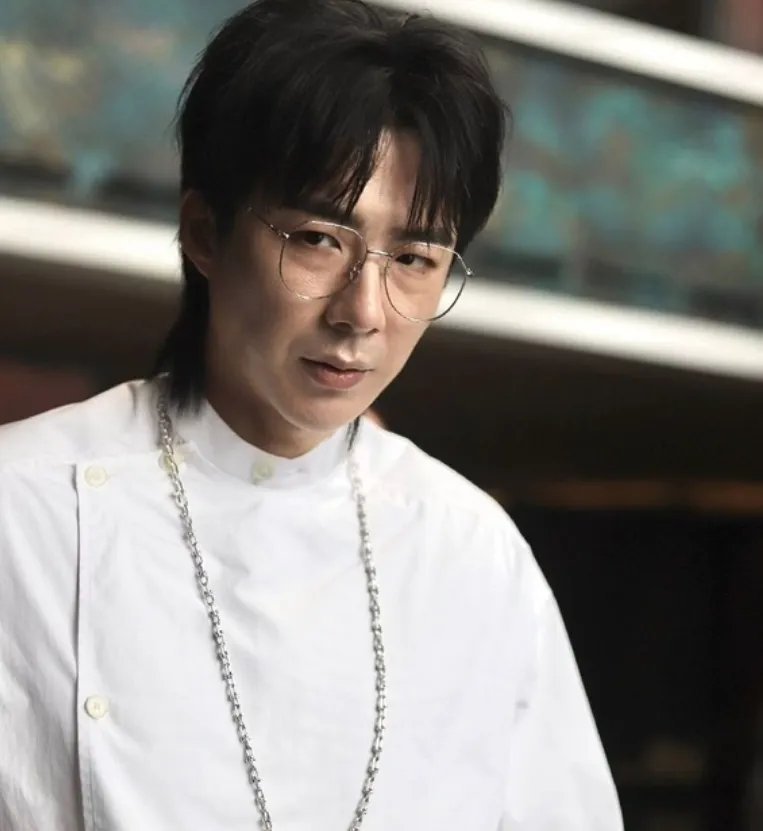 刘宇宁这泪沟好严重啊 ​​​