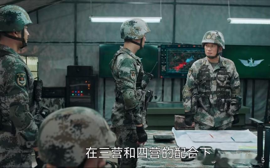 老索号称理论标兵，荣誉得得太多了，高处待的太久了，奉承日子过久了，忘记了理论的基
