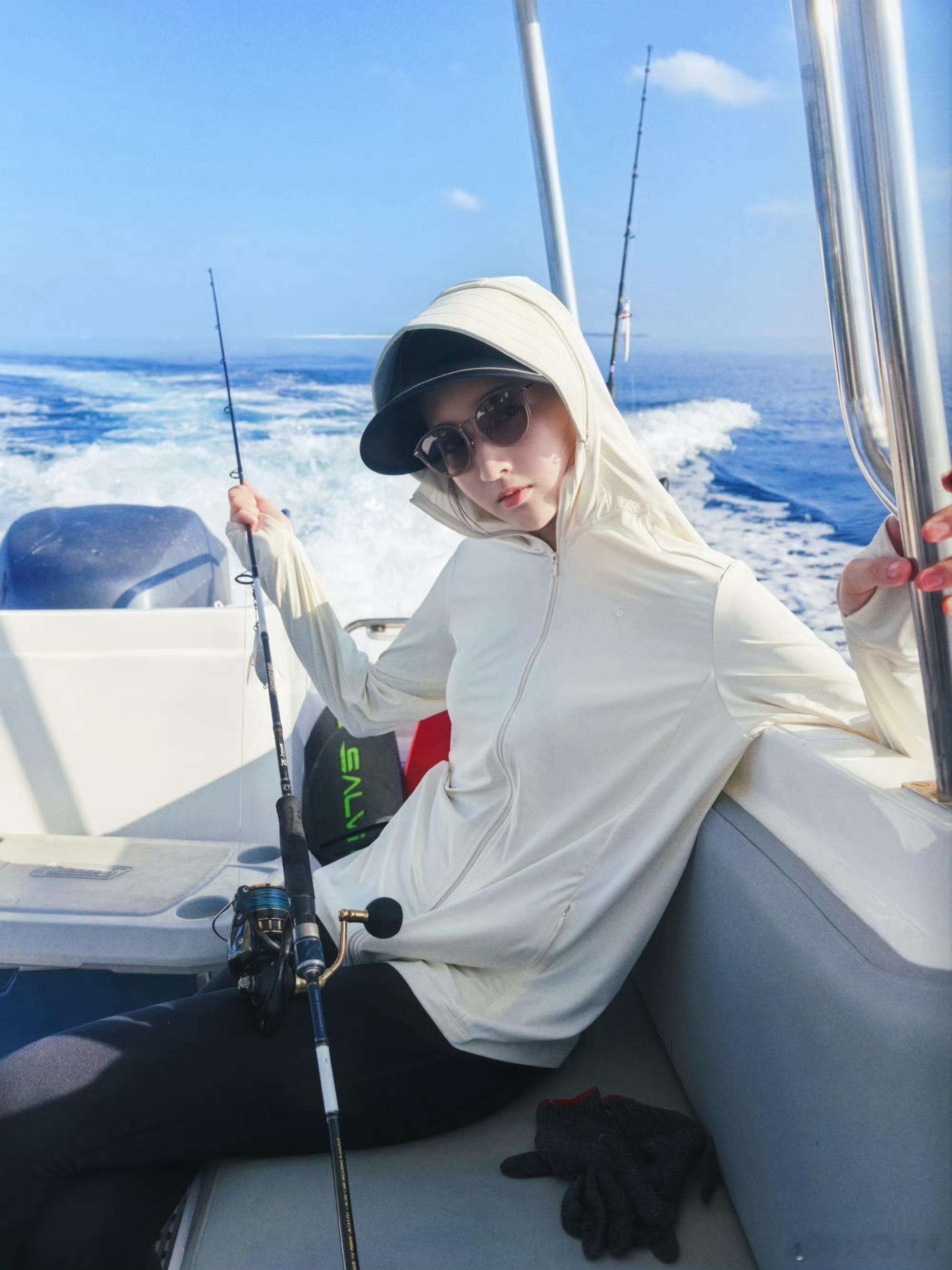 王玉雯这钓的是什么鱼🐟好不好吃不知道，但是真的好看！ 