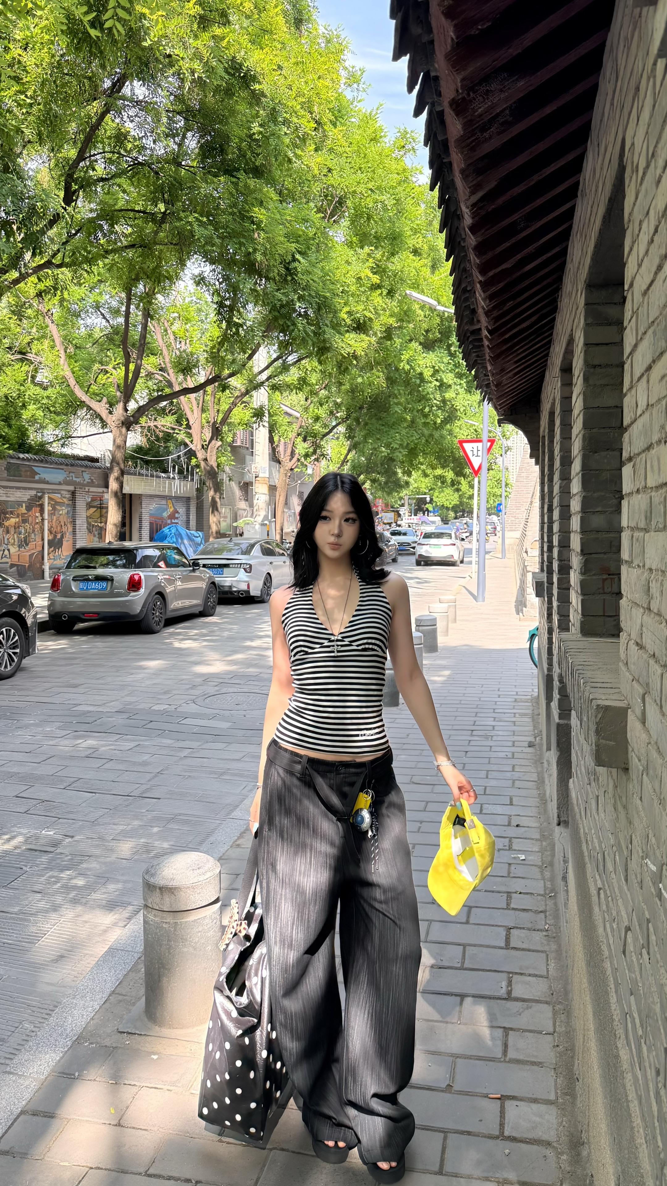 我們站在不同緯度 也許同看過一場黎明