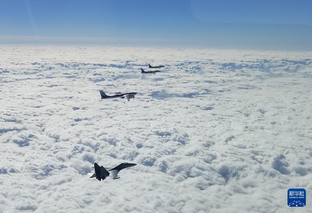 “对日本示威” 的说法毫无依据，本质是对正常军事合作的误读与炒作。

一、核心事