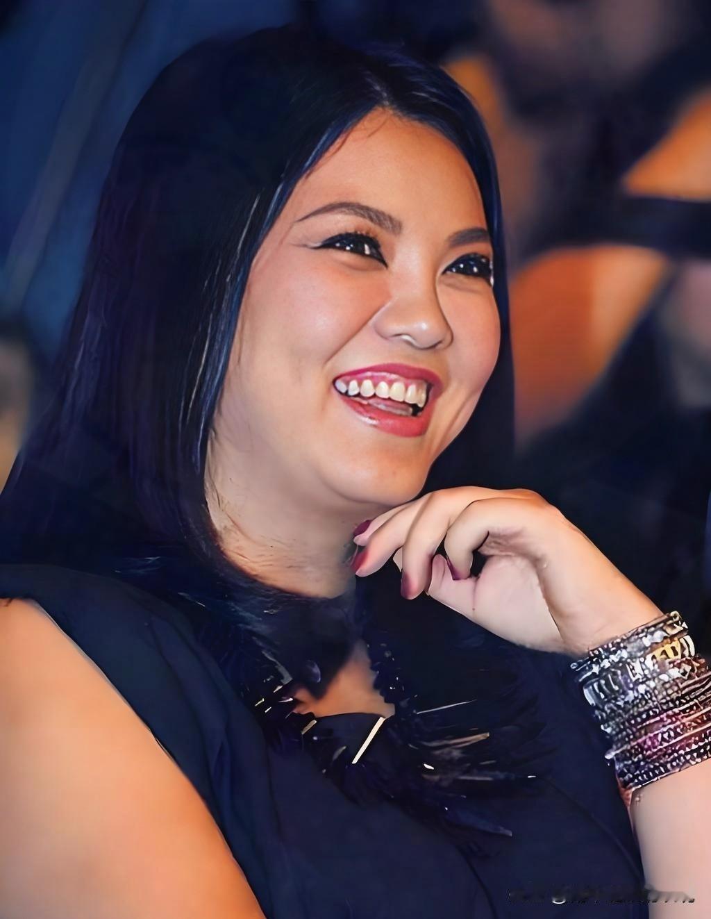 李湘被禁关注却不封号！
不是炫富的锅，这层原因没人敢说
 
刷到了吗？李湘账号突