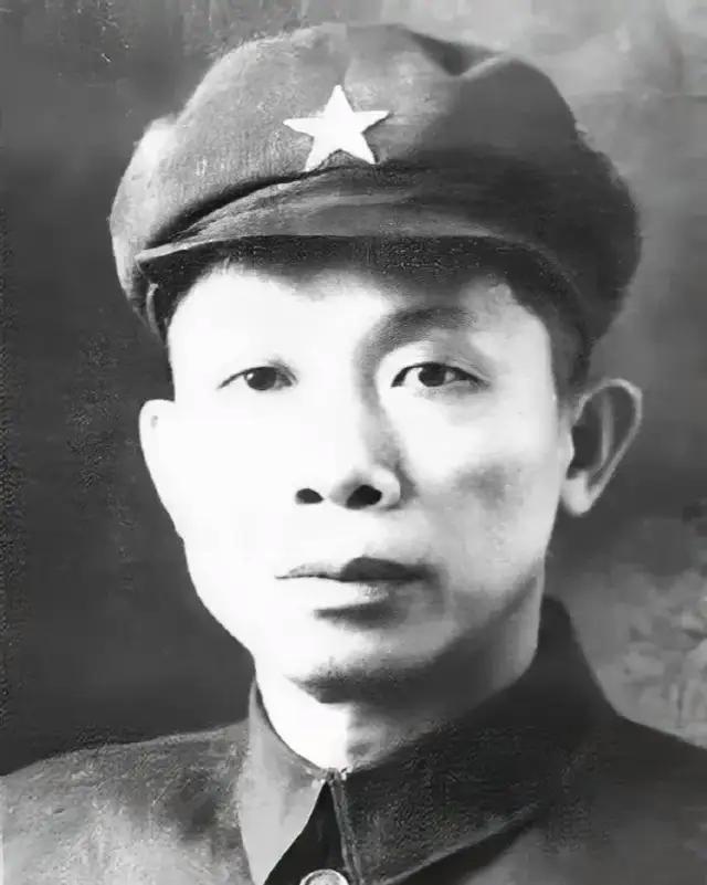 1971年，琼崖英雄蒙冤扫地，一封信写尽23年孤岛血战，主席看后只问：冯白驹现在