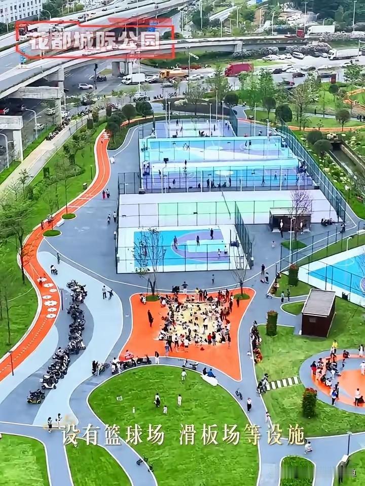 花都一次性新增三座特色公园，风格截然不同，满足不同人群的休闲需求，不少市民已经开
