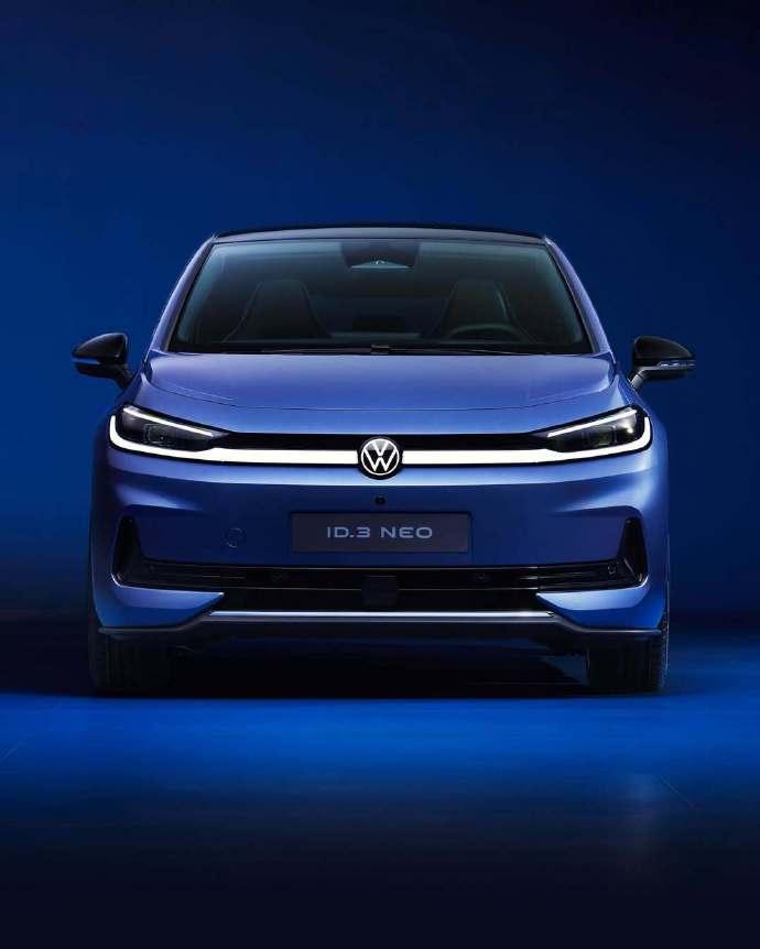 美好的大众回来了
大众ID.3 Neo官图释出。
全新前脸，取消了黑色尾箱盖，内