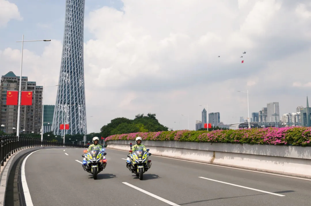 【广州国庆假期前一天中午出行车流将明显上升！易缓行路段公布】9月28日，南都N视
