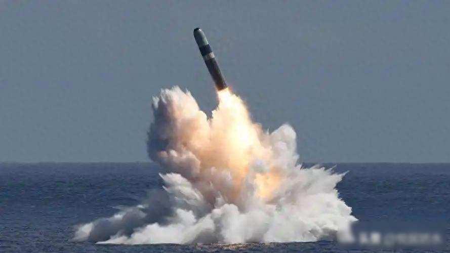 美国国债破38万亿，军工资本联手加码，马萨拉教授点破自毁逻辑

到了2026年2