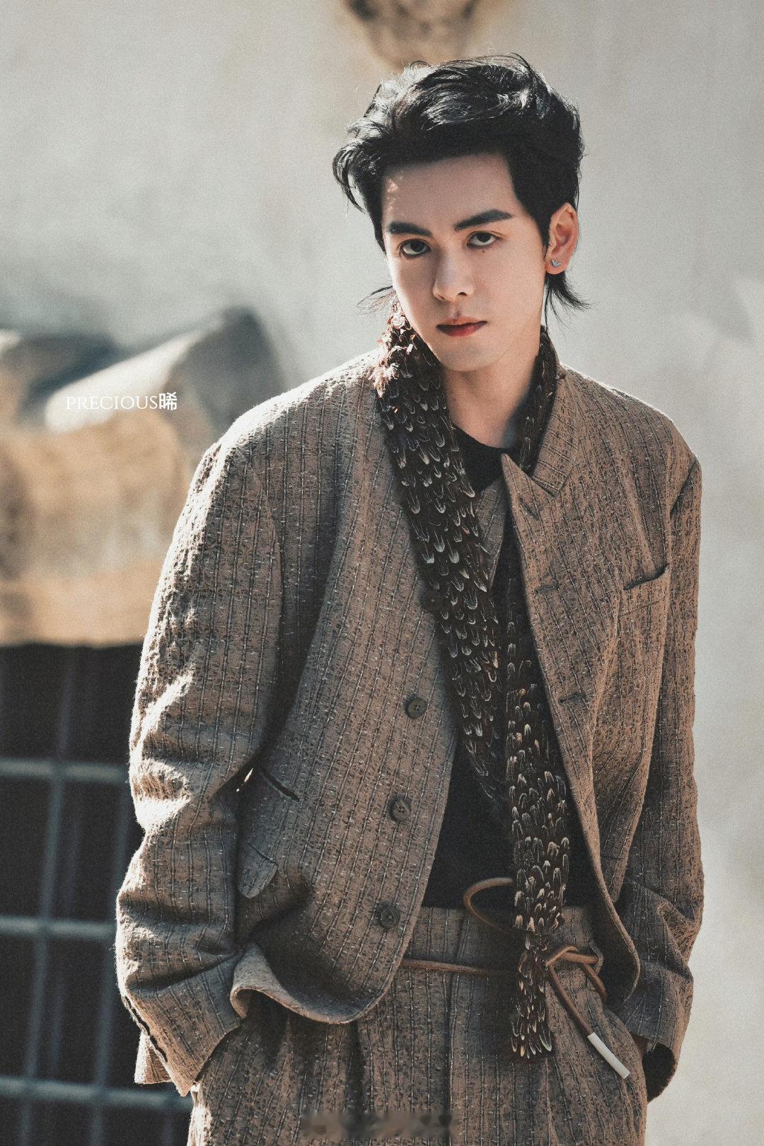 曾舜晞贵公子老钱风 谁被米兰时装周上的惊艳到！气质干净又自带贵气，简约高级感拉满