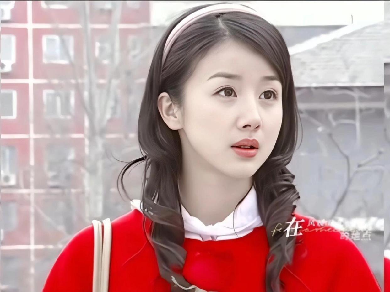 孙菲菲没动脸之前，真的很灵动惊艳的一张脸 