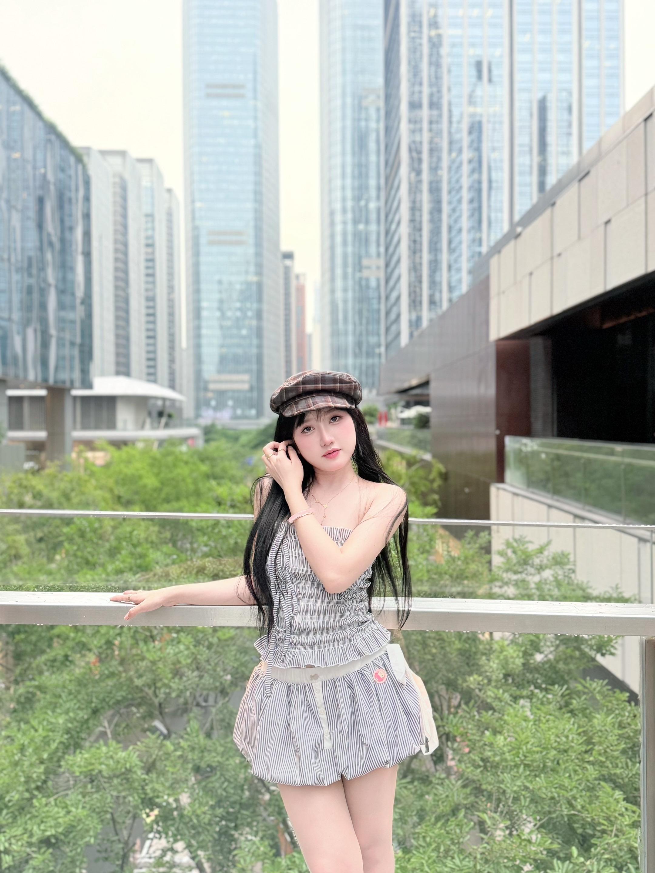 我一个越南女生第一次来中国深圳，觉得这里很繁华啊