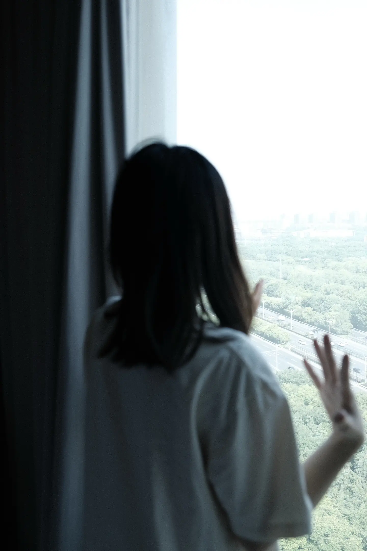 爱确实是有洁癖的它可以不问过往 但开始后就不能有瑕疵