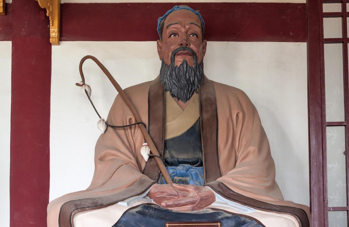 春秋时期，秦国派3个间谍，准备里应外合打败郑国，结果败在郑国一牛贩子手上

公元