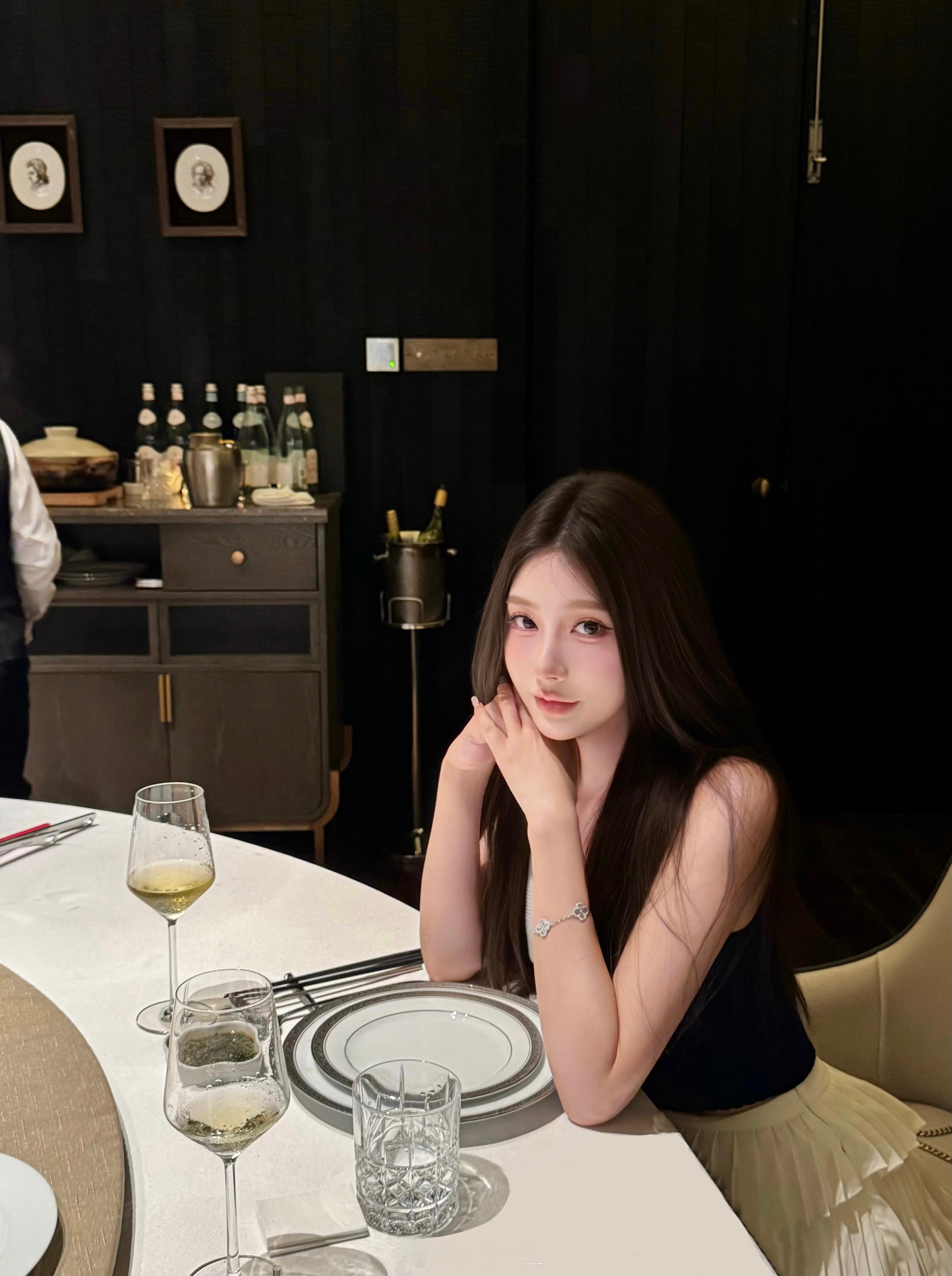 汇报一下最近 有在好好吃饭🍽️离开了一段消耗的感情 正在重新恢复能量 ​​​