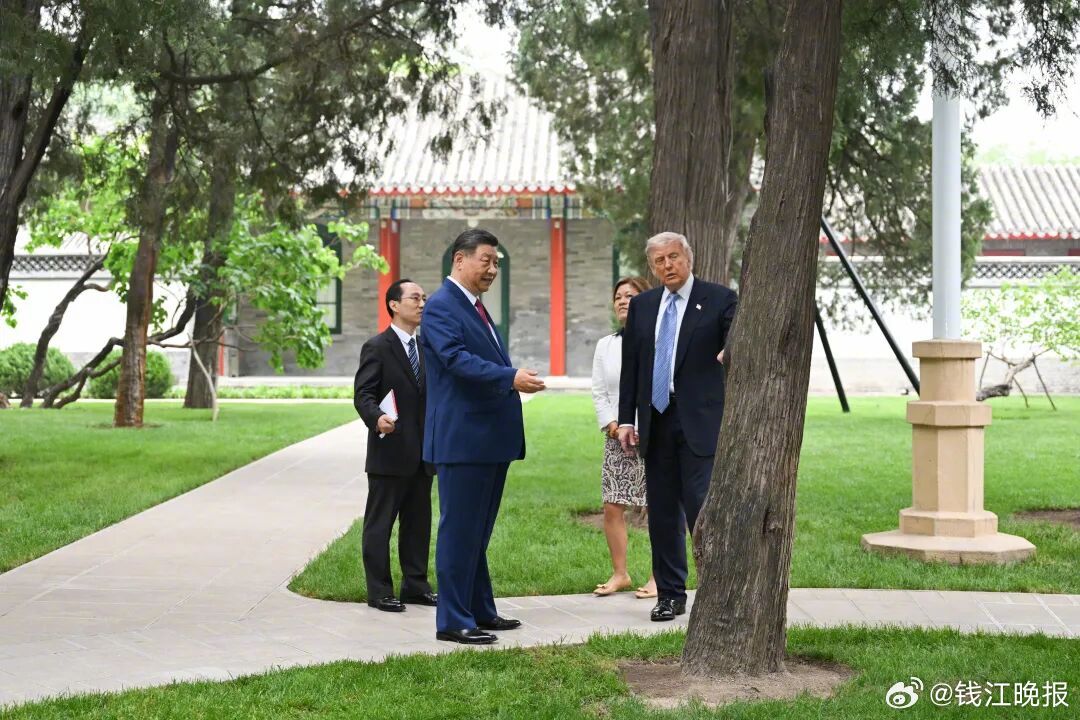 #中美领导人小范围会晤#【中南海小范围会晤，高清大图来了！】5月15日上午，国家