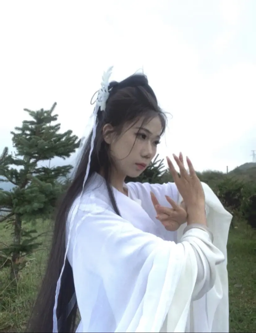 “不羡神仙一年只一天。”