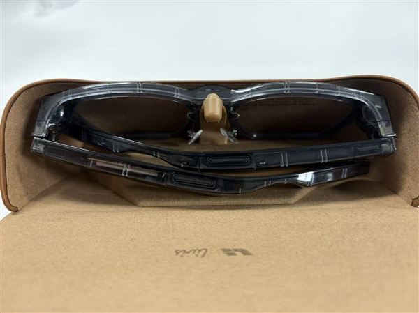 AI眼镜的火,烧到了车圈,你们怎么看？ 