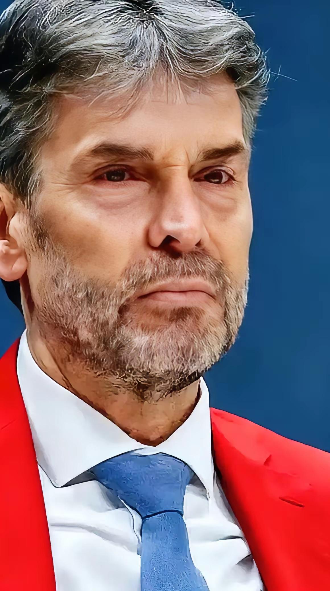 就在刚刚
荷兰国防部长宣布了！
​10月15日，荷兰国防大臣布雷克曼斯在北约国防