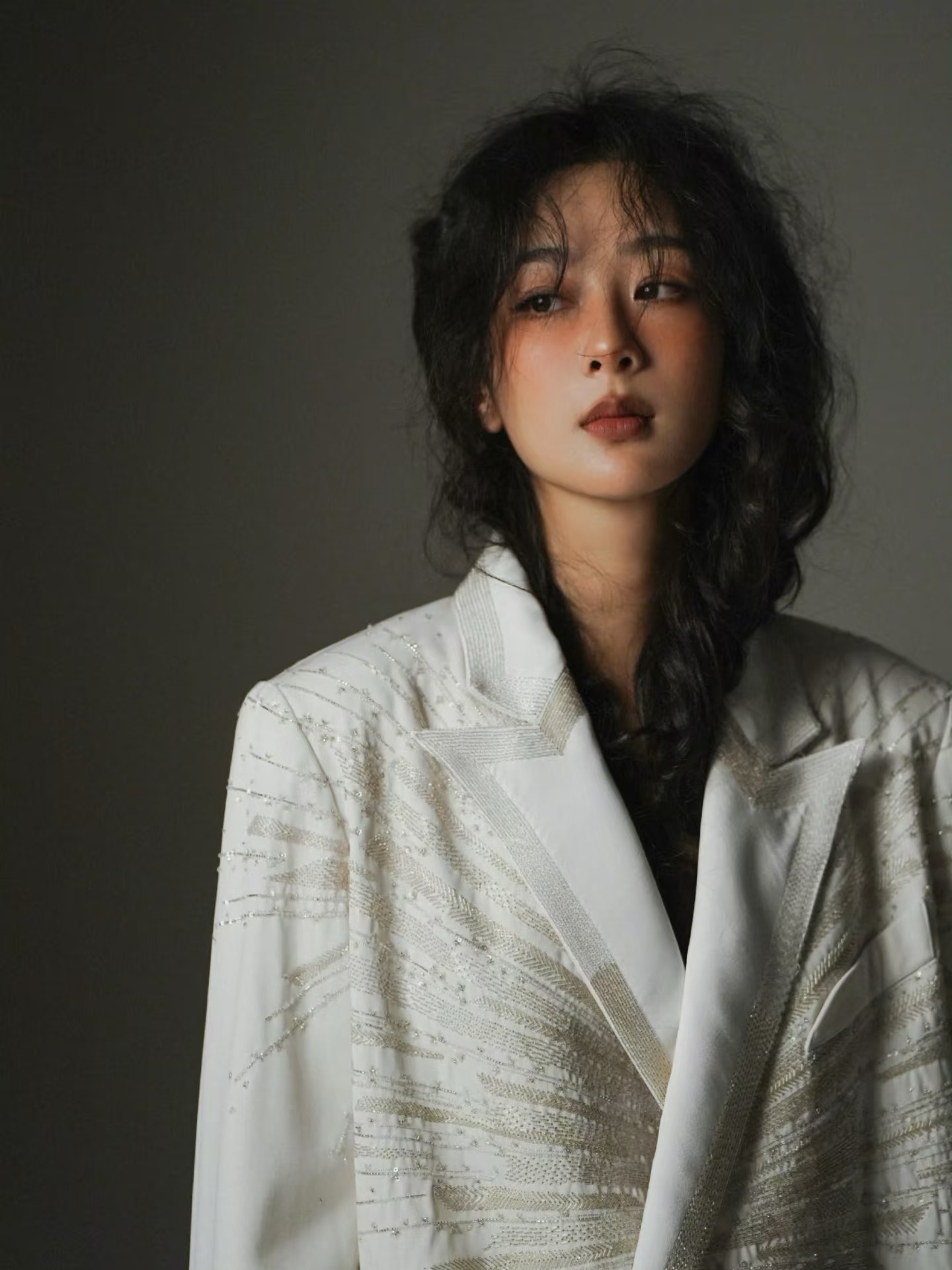 网友票选出最适合羊毛卷造型的女明星：TOP9 李兰迪TOP8 田曦薇TOP7 周