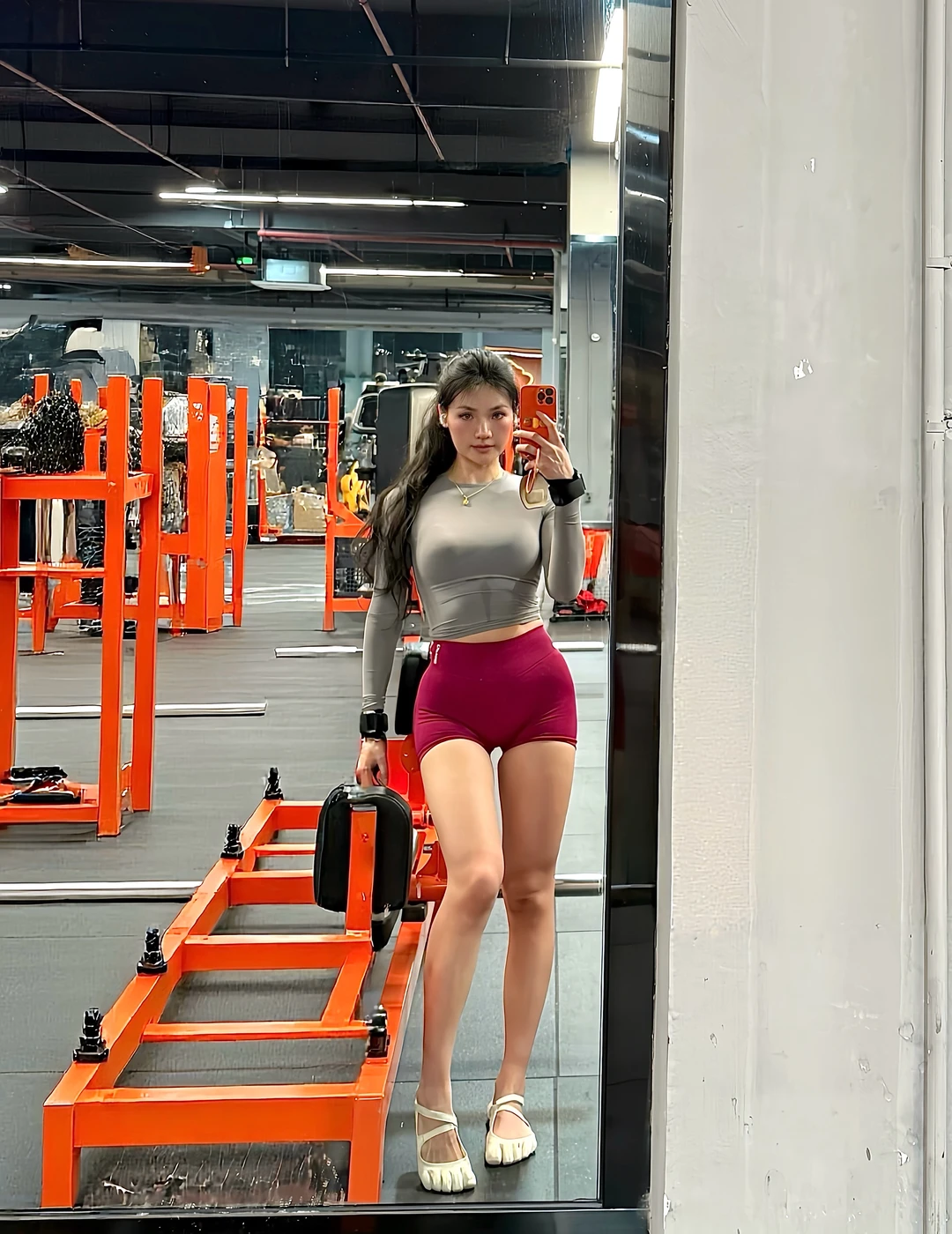 不显腿长的姐不穿。