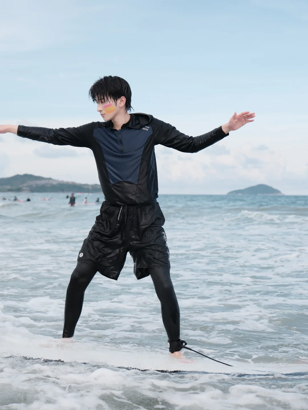 冲浪是海给成年人的自由解药🏄🏻‍♂️