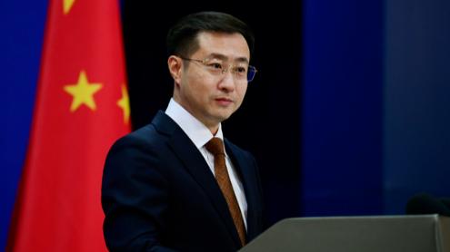 🐒有人还在幻想，一线外交官已经把残酷现实摊开在公众面前，当日本选择“鱼死网破”