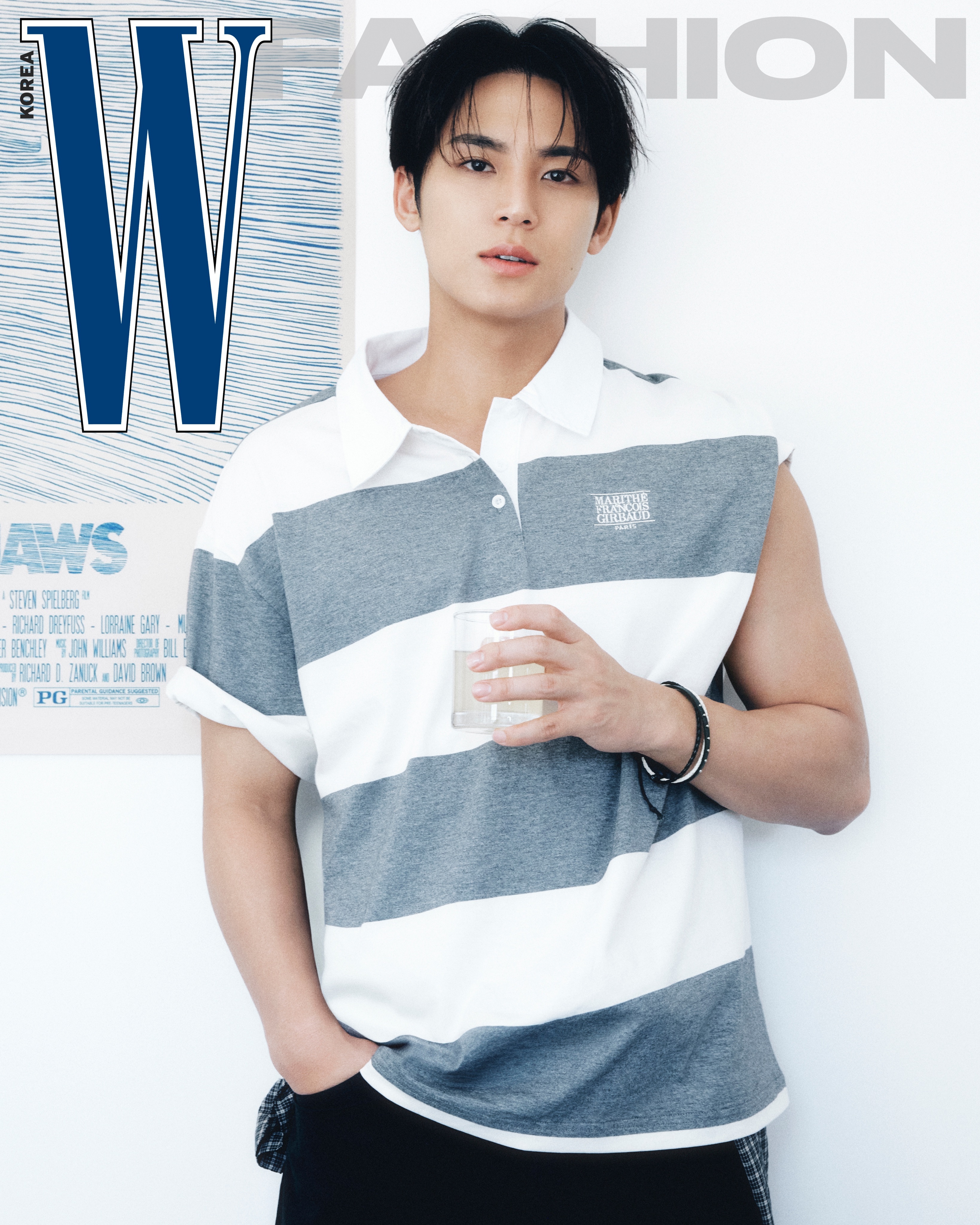 金珉奎 x Marithe一组全新的W Korea 电子刊封面大片上线，清爽夏日