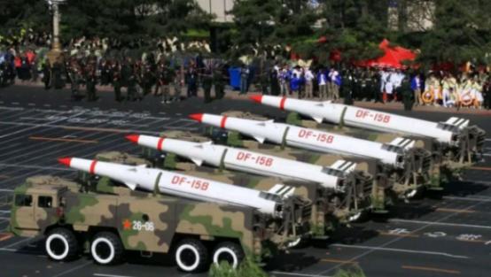 日本还在幻想着出兵干涉中国统一，可是日本的军舰还没离开港口，火箭军的6到8个导弹