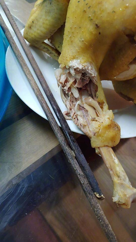 大过年的，吃你一点怎么了