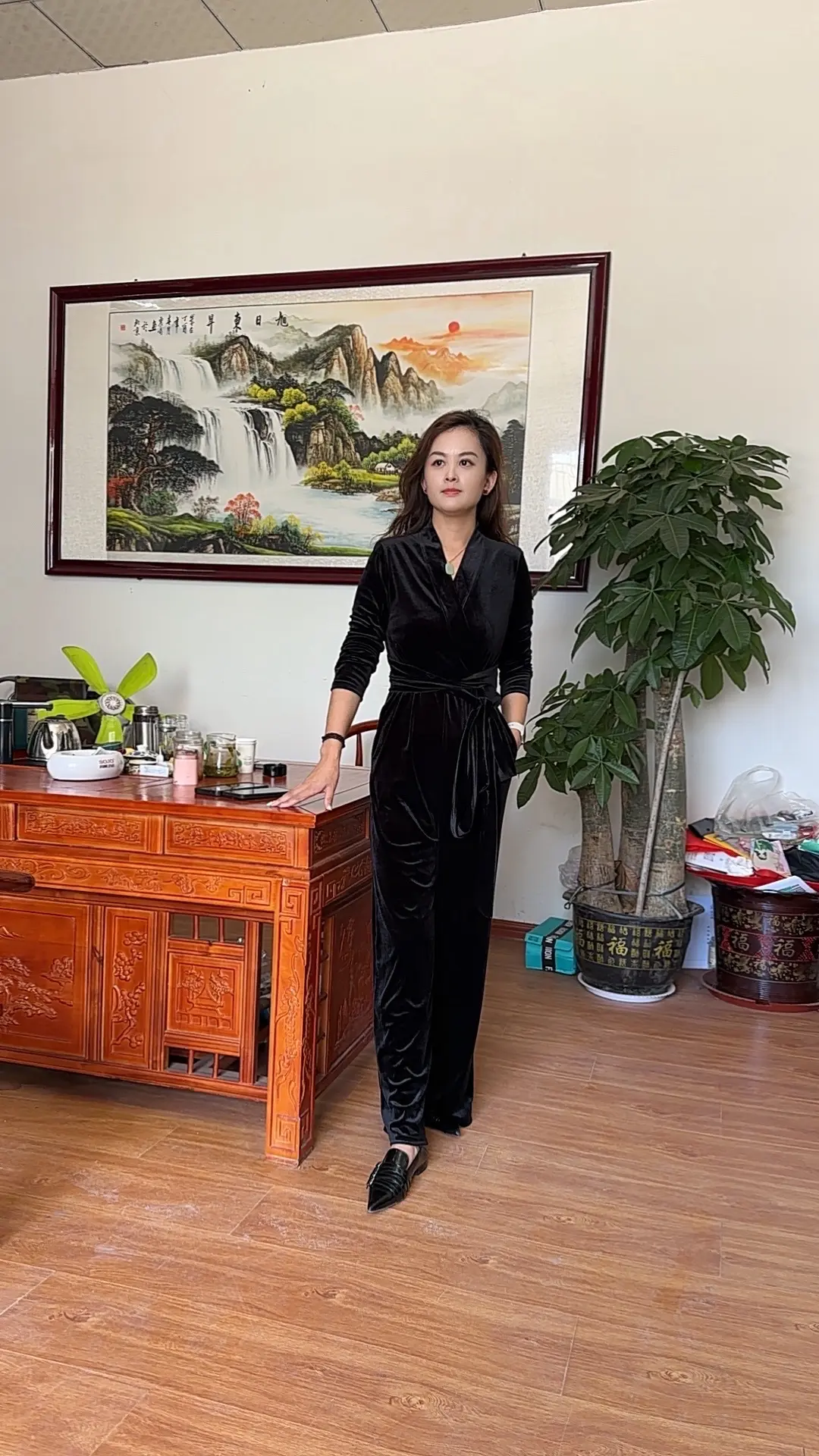 我跪佛跪菩萨，只求余生我不在糊涂，不在单纯，孝顺父母，养好儿子，爱护好...
