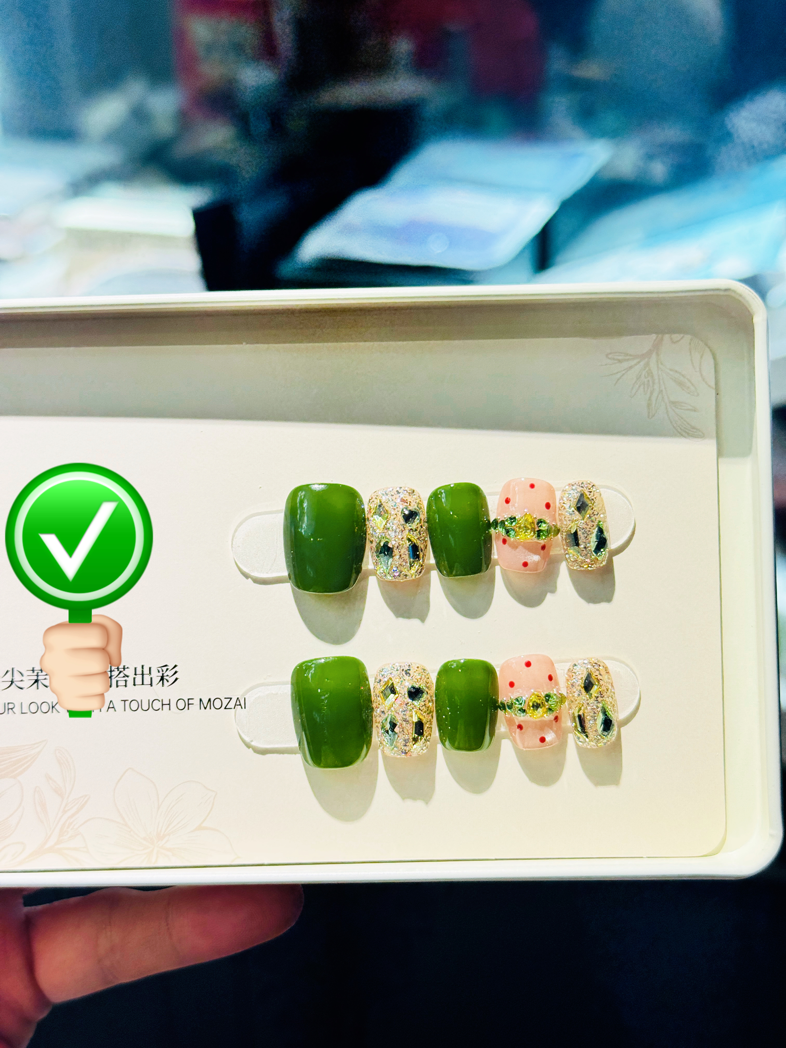 还以为去之前收不到呢哈哈，等到了，好看好看 