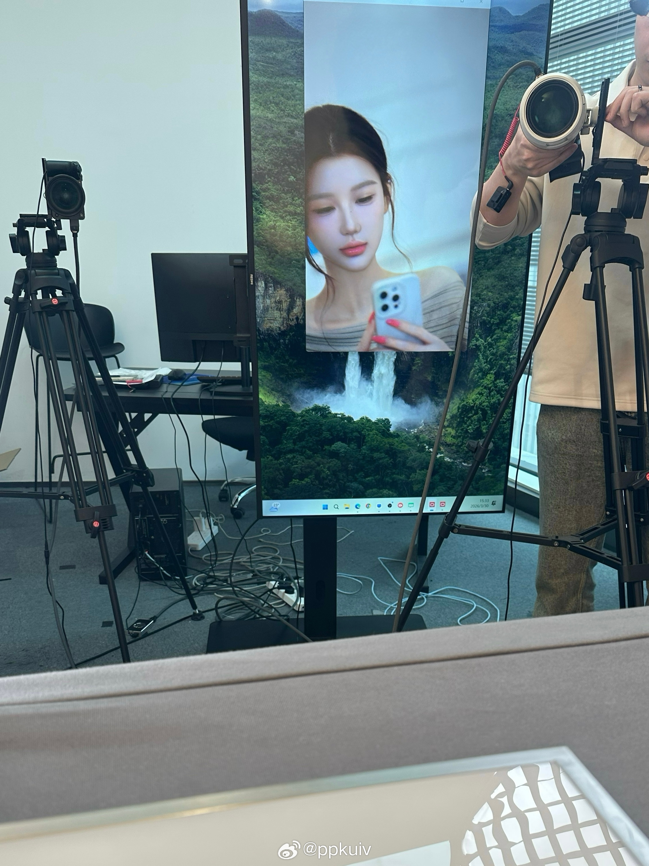 以为再也不会看到两台摄像头大炮了 直到今天被公司抓去给刚成立的医美mcn顶号..