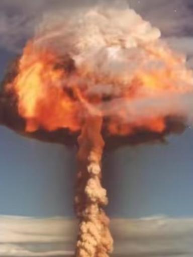 日本右翼对中国发出警告！
 
一旦中国动用“核武器”对日本本土实施打击，那么等着