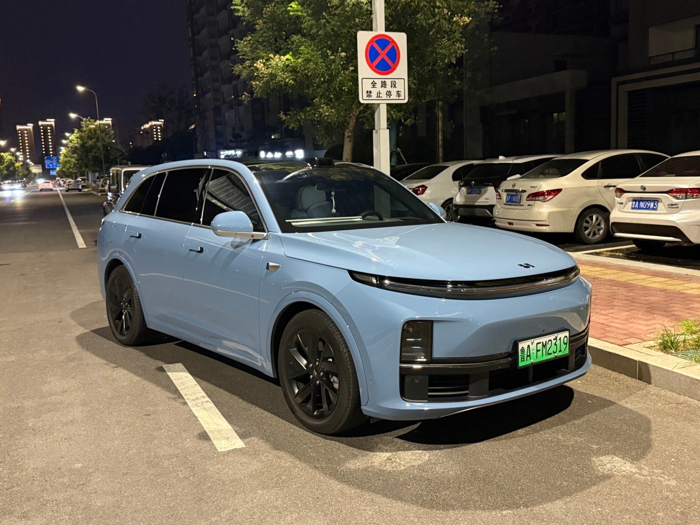 23年理想L7 Max 原漆 带车衣 4.6万公里在你们眼中 这车还值多少钱[无