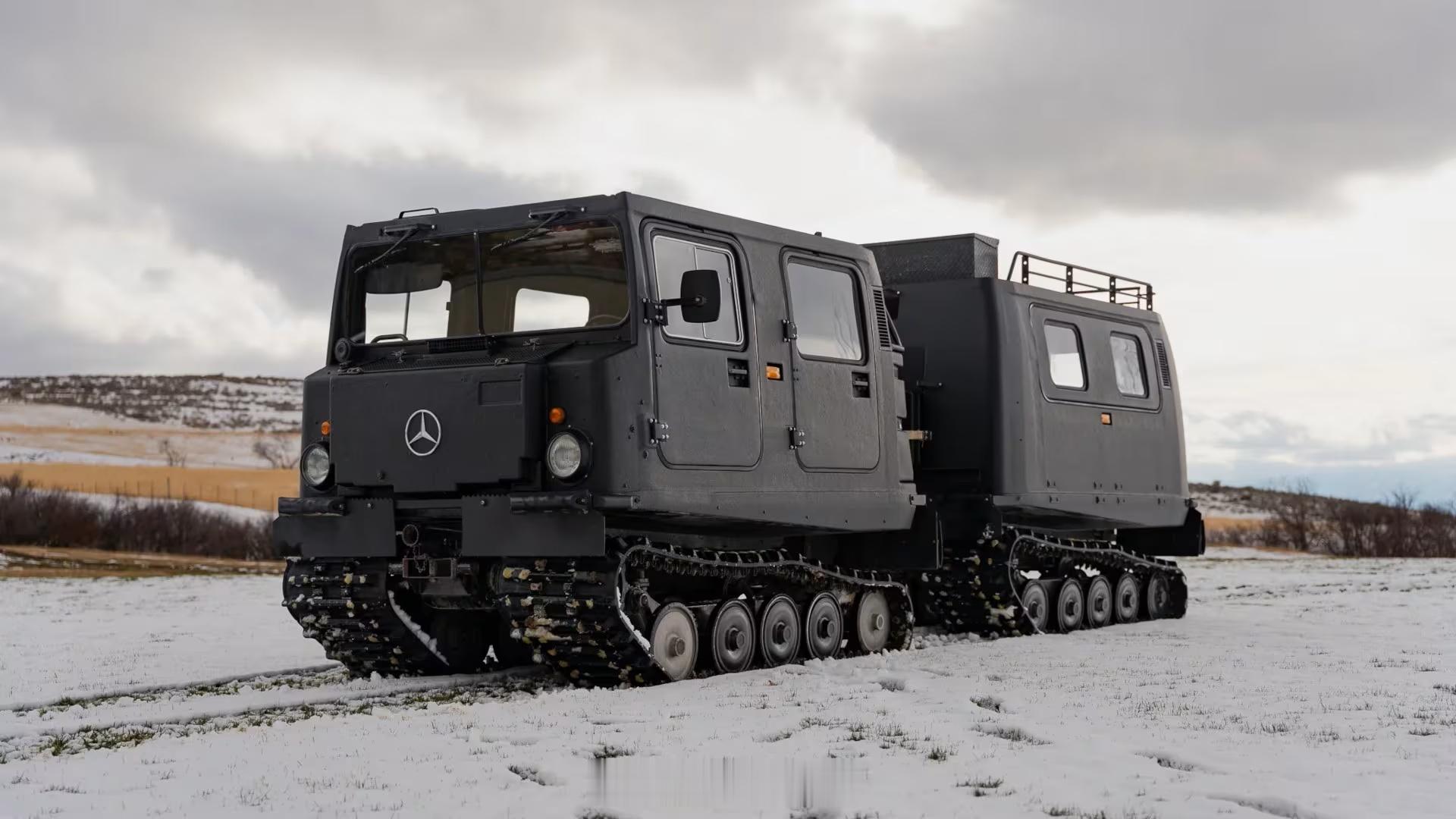 2025年最后一天，发个履带式+铰接车厢的老Van吧——1989款奔驰Häggl