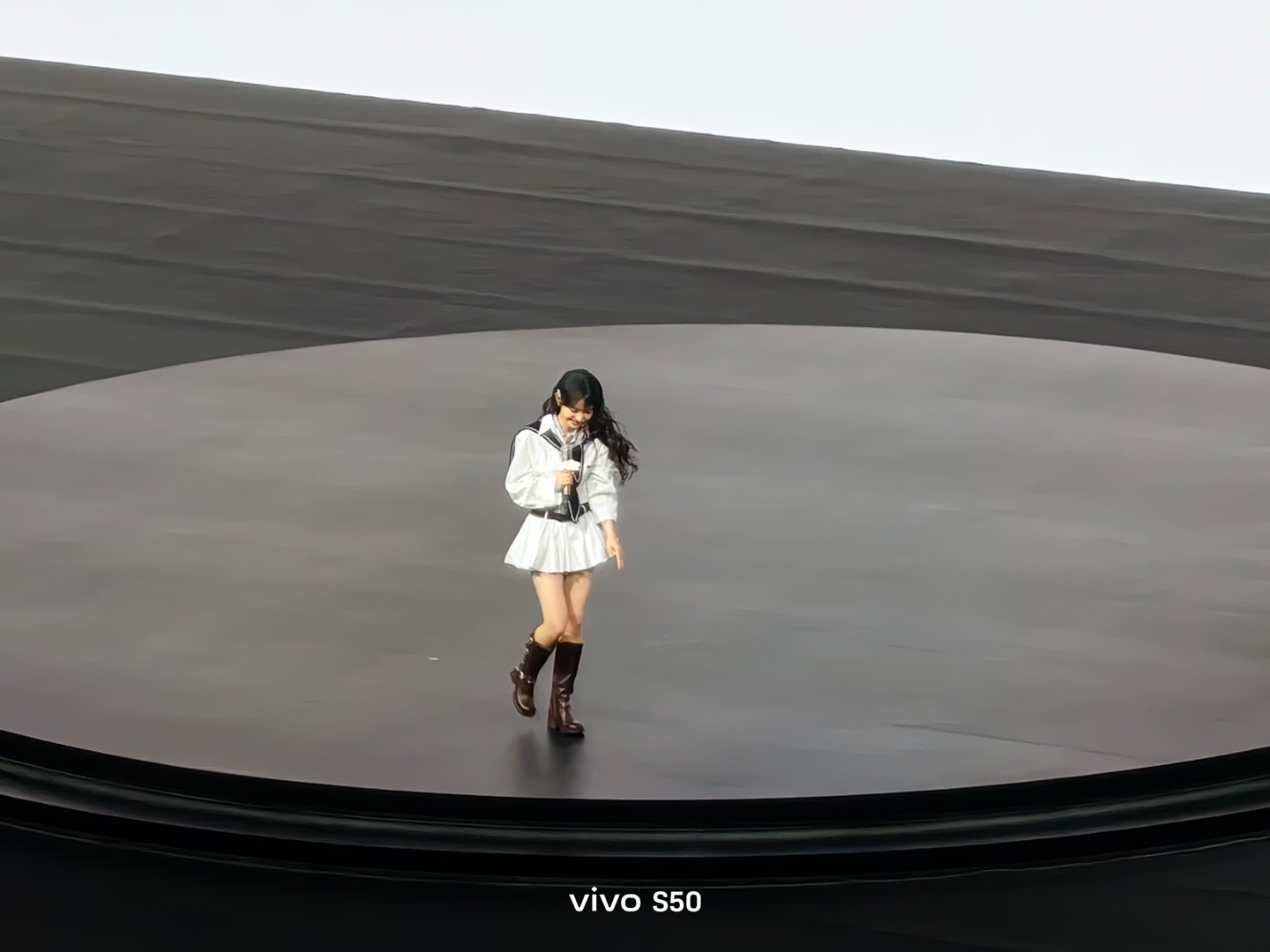 vivo S50 田曦薇来了这个小田 真的很甜