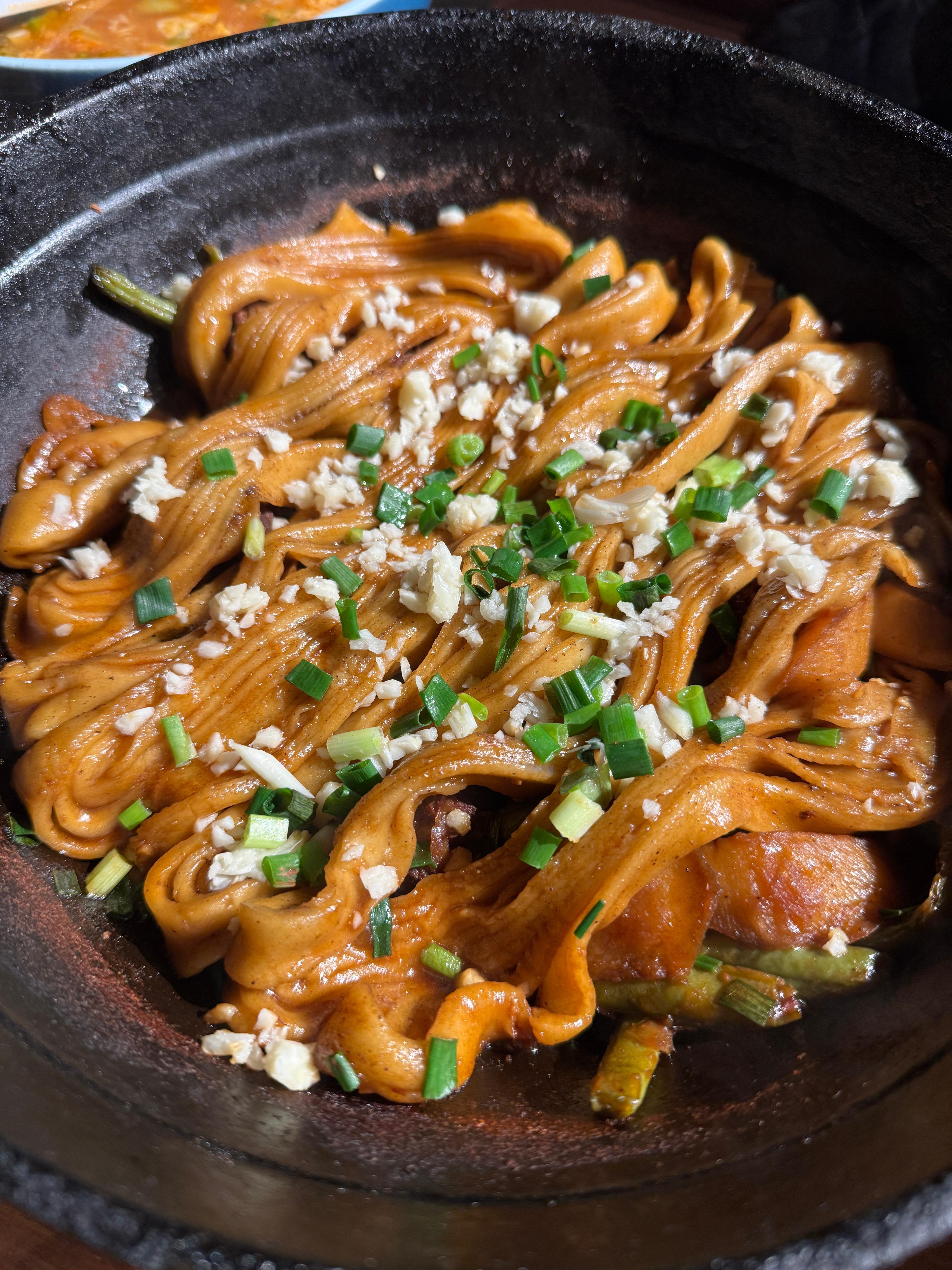 疲惫收官！安排一顿硬菜把今天消耗的能量补回来