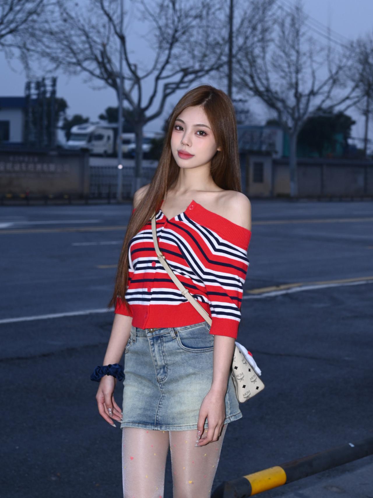 知性美女穿搭分享