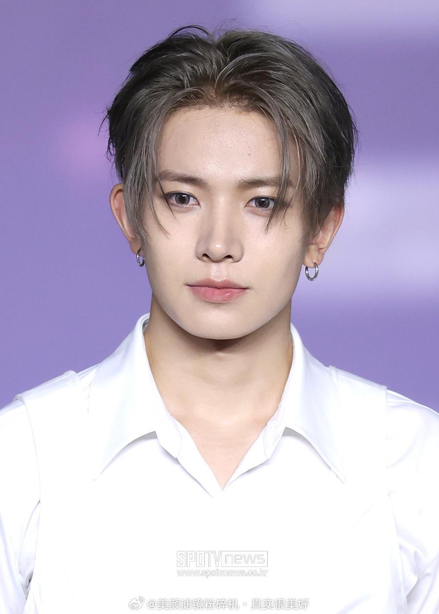 ENHYPEN李羲承、朴综星Jay、沈载伦Jake、朴成训、金善禹、梁祯元、西村