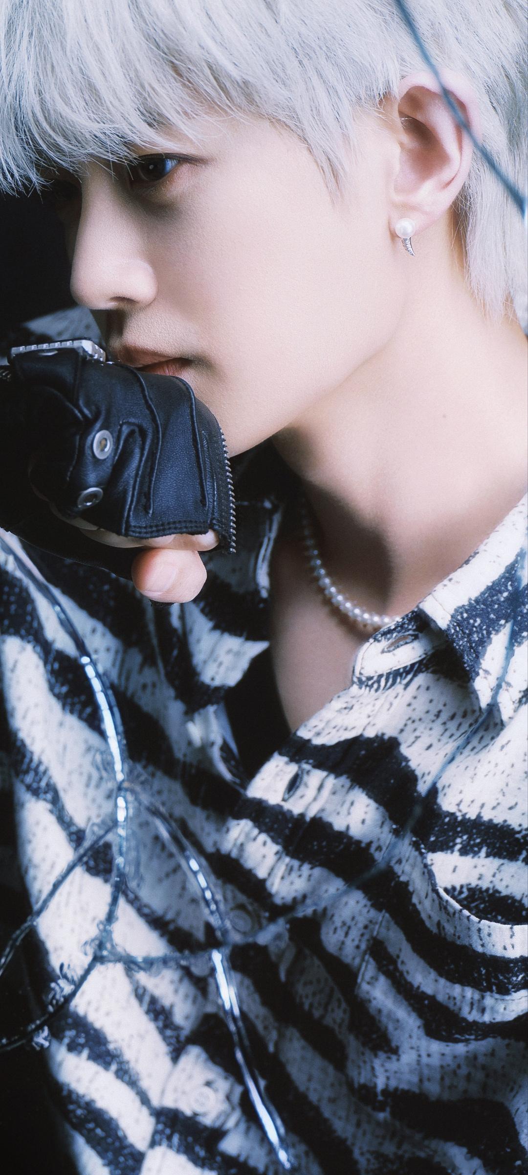 任嘉伦 ❥ 𝙏𝙊: 任嘉伦   ❥❥❥¹⁰⁷┈┈┈┈┈┈┈┈🎀❶❾❽❾┈┈