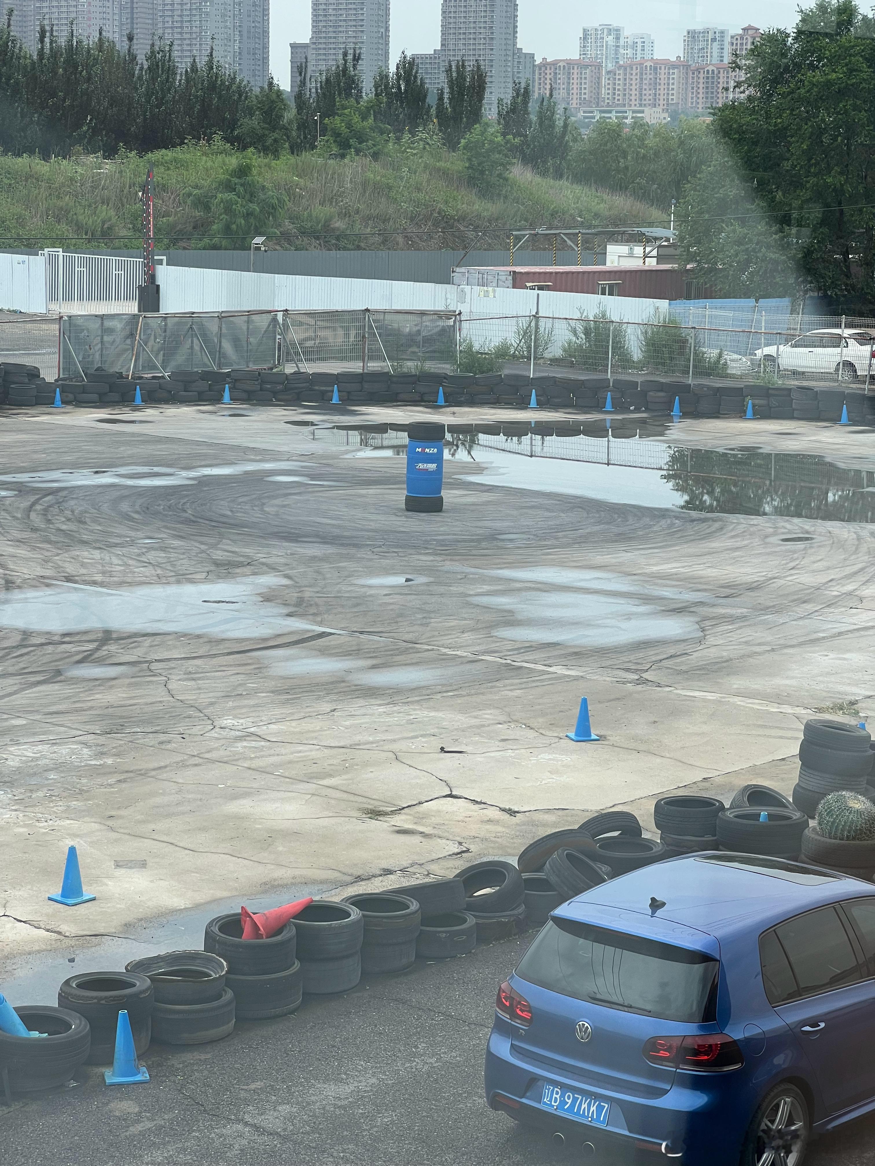 大连这雨没下来啊，挺好[坏笑]我和汽车的日常漂移韩东君0721生日快乐 ​​​