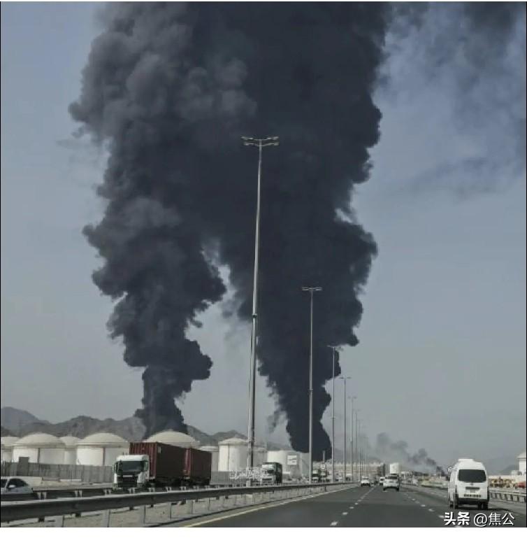 伊朗启动对等能源反击 海湾多国油气设施遭袭 冲突全面升级
 
【信源：CBS新闻