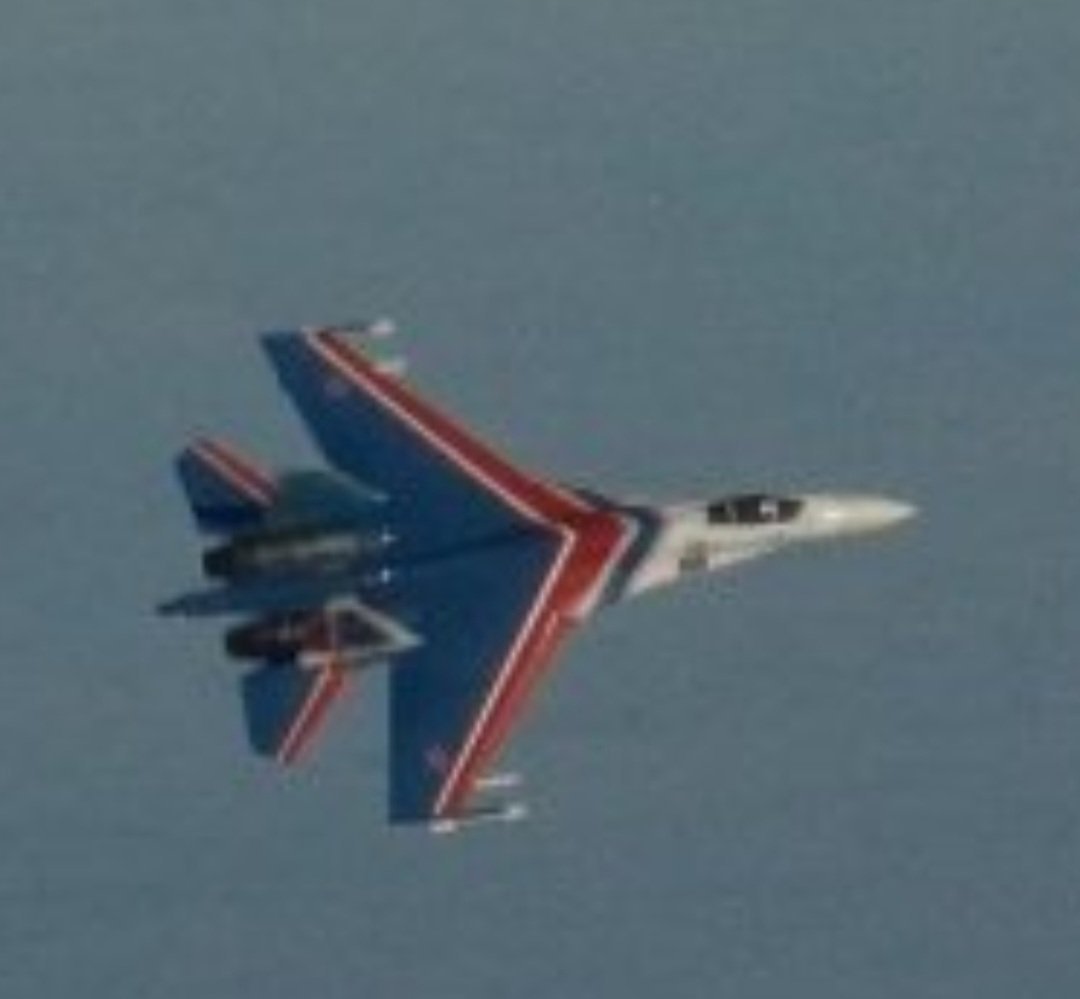 挪威空军F-35A战斗机在拦截俄罗斯空天军Tu-95MSM轰炸机时，遭遇了俄罗斯