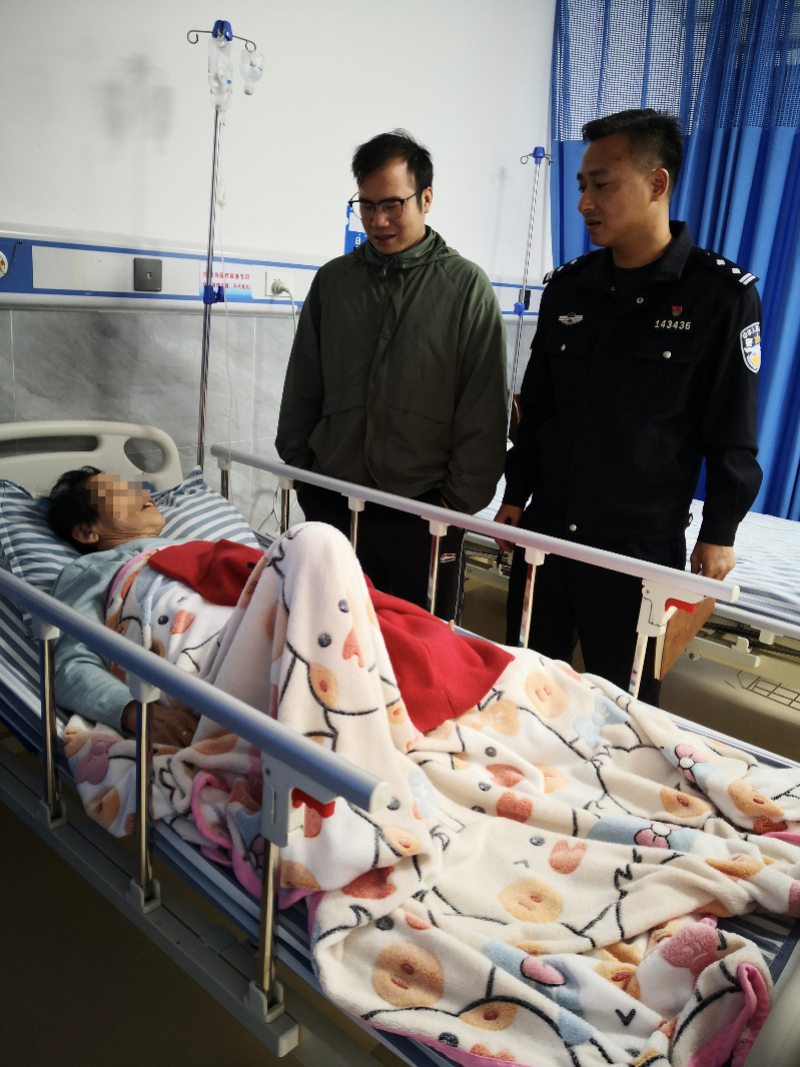 【老人没户口就医难，求助“平安厅”信箱！汕尾警方快速解困】#汕尾警方联动两地为无